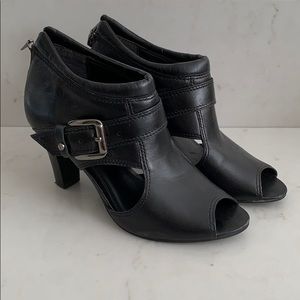 ✨ Open Toe Black Leather Booties ✨